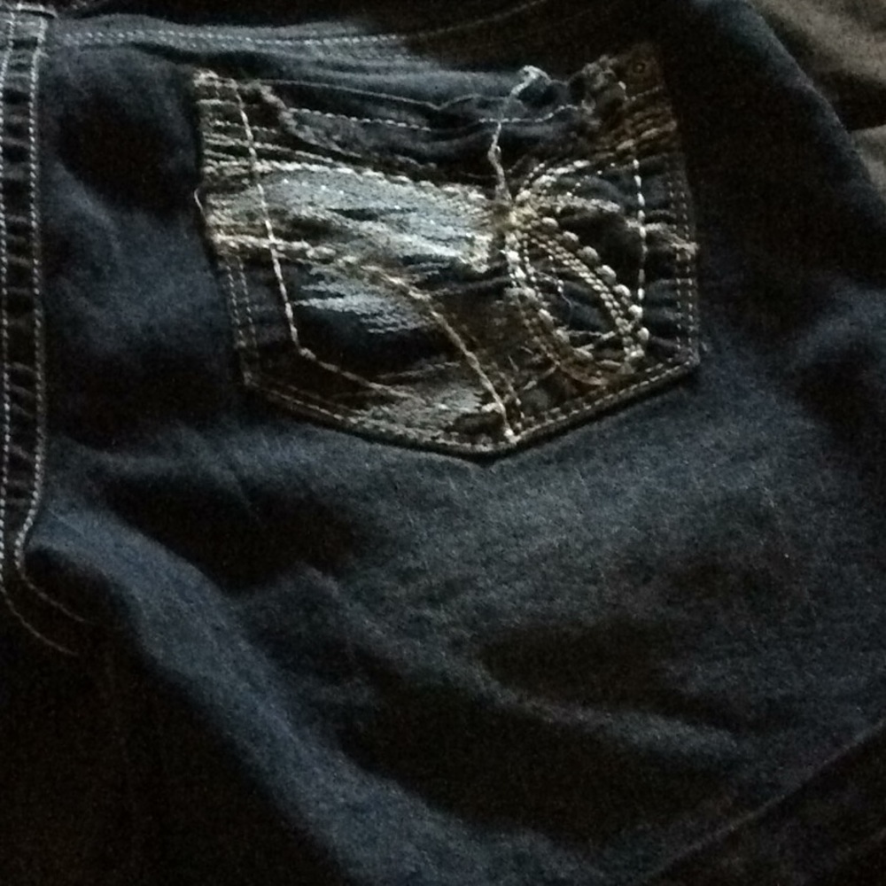 Truce denim jean shorts - Picture 2 of 5